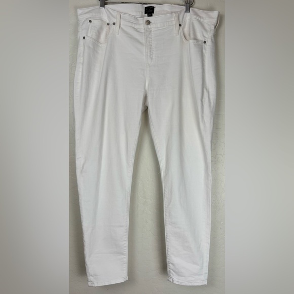 NEW J Crew 8" Mid Rise Skinny Jean Signature Stretch 35 White $118 0877 - Picture 1 of 12